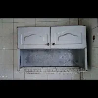 کابینت همراه آبچکان فلزی و کابینت کناری آن 2عدد