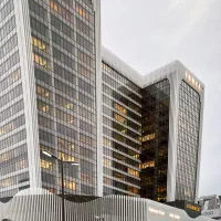 پیش-فروش-واحد-44-متری-شهرک-غرب-استار-وست