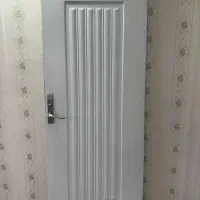 درب دستشویی با چهارچوب در حد نو HDF