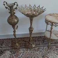 گلدان و میز برنز جنس قدیمی