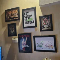 مجموعه تابلوهای ترید