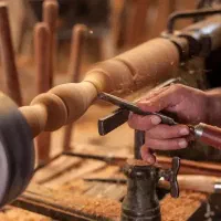 نیازمند نیروی ساده