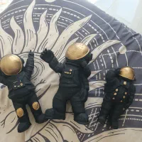 مجسمه فضا نورد