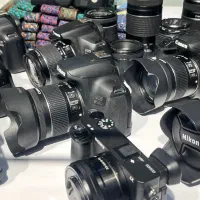 دوربین عکاسی نو و کارکرده|دوربین عکاسی و فیلم‌برداری|سیرجان, |دیوار