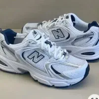 کفش نیوبالانس سفید سرمه ای