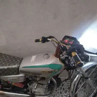 موتورسیکلت ۲۰۰نیکتاز