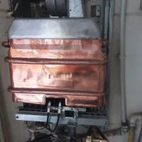 تعمیر سرویس ورسوب گیری  آبگرمکن دیواری/لوله کشی