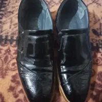 کفش مجلسی|کیف، کفش، کمربند|خاش, |دیوار