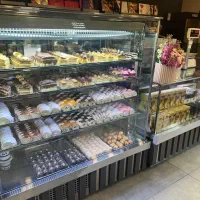 فروش یخچال و ویترین قنادی