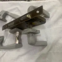 دستگیره قفل در اصلی|ابزارآلات|قم, باغ کرباسی|دیوار