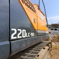 فروش بیل مکانیکی هیوندا 220 مدل 2017 خط 9