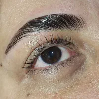 دو مدل واسه لیفت مژه و ابرو