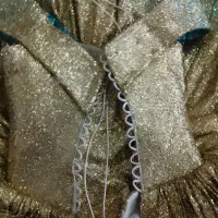 لباس مجلسی|لباس|بومهن, |دیوار