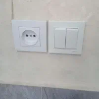 برقکار . برق کار ساختمان و خرده کاری