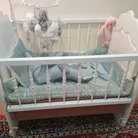 تخت خواب نوزاد تا دو سه سالگی کاملا نو|تخت و صندلی بچه|تهران, شهرک ولیعصر|دیوار