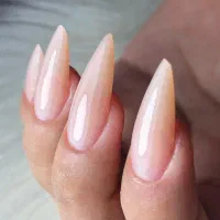نیازمند همکار ناخن کار