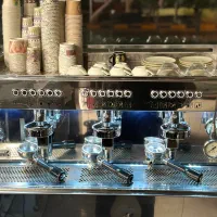 فروش یک دستگاه قهوه صنعتی