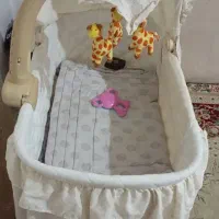 گهواره نوزاد موزیک دار|تخت و سرویس خواب|ایلام, |دیوار