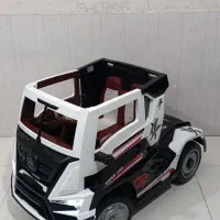 ماشین شارژی کامیون آکتروس *قبول چک*