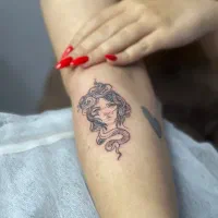 ارایش دائم فیبروز شیدینگ و تتوی بدن|خدمات آرایشگری و زیبایی|بندر گناوه, |دیوار