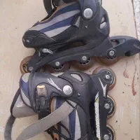 یه جفت اسکیت سالم سایز متوسط