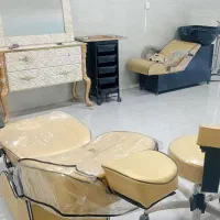 فروش یه جا وسایل آرایشگاه در حد نو