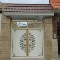 نقاشی ساختمان و رنگ کاری درب و پنجره