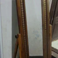 آینه ایستاده