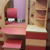 کمد  و تختخواب و  میز مطالعه