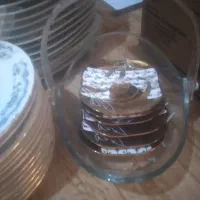 مقداری ظروف