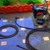 لوله بازکنی تخلیه چاه نشت یابی تمام نقاط رشت وحومه