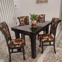 میز ناهار خوری