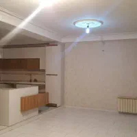 اجازه آپارتمان واقع در اعتمادیه خیابان اصلی‌