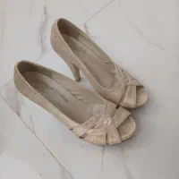 لباس مجلسی تن خور عالی سایز ۳۸ الی ۴۲