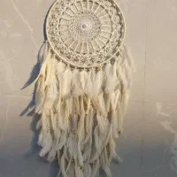 آویز دیواری سفید