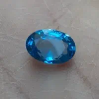 توپاز ۴ قیراطی