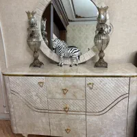 آینه و کنسول و جاکفشی ومیز عسلی