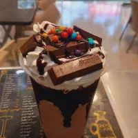 نیرو برای همکاری در آبمیوه فروشی|استخدام خدمات فروشگاه و رستوران|آمل, |دیوار