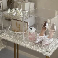 باکس برون ،دیزاین هدایا و اجاره باکس