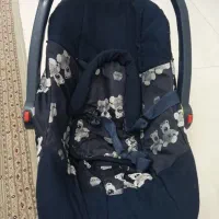 کریر بچه سالم وکارکرده.صندلی ماشین هم میشه۲۰۰