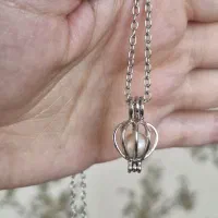 مروارید عشق عمده|بدلیجات|قدس, شهرقدس|دیوار