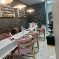 استخدام پرسنل سالن زیبایی