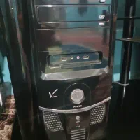 یک عدد کامپیوتر تمیز ومرتب