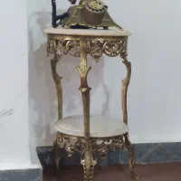 میز تلفن و تلفن سالم نو برنجی سنگین