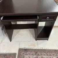 میز کامپیوتر