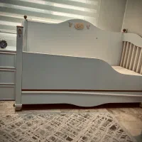 سرویس خواب تخت و کمد و ویترین کودک برند ساحل چوب