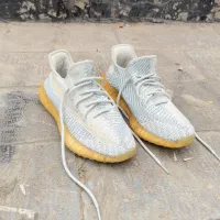 کفش ادیداس یزی yeezy boost 350|کیف، کفش، کمربند|تهران, اکباتان|دیوار
