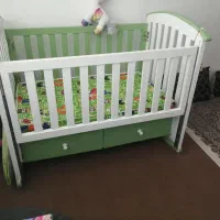 تخت خواب کودک|تخت و صندلی بچه|بومهن, |دیوار