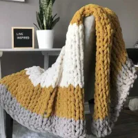 رو مبلی رو تختی رو بالشتی شال با نخ نرم آلیس