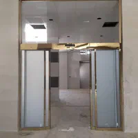 شیشه سکوریت، پارتیشن اداری،کرکره و جک و بالکنی|خدمات پیشه و مهارت|اراک, |دیوار